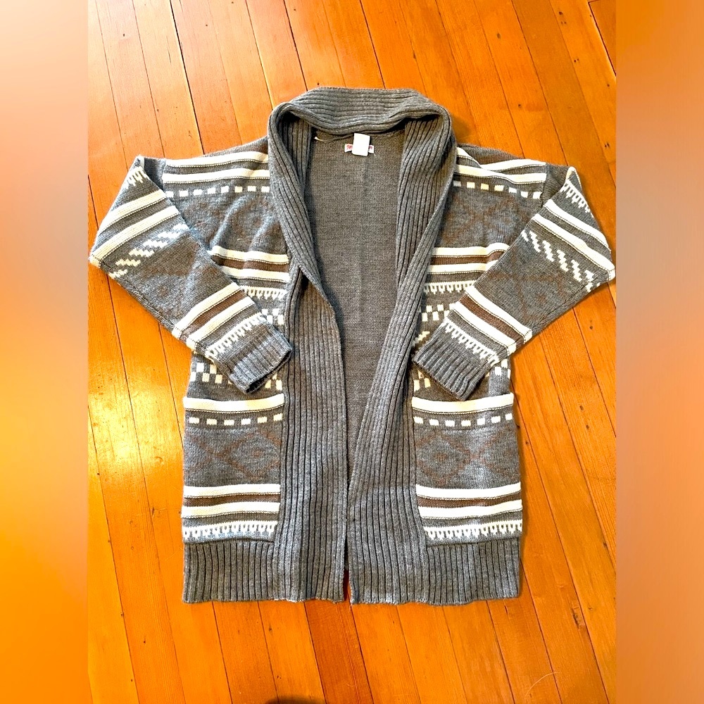 Pure Alfred Sung Grey And White Wool Blend Cardigan Sweater. Warm. Size XS